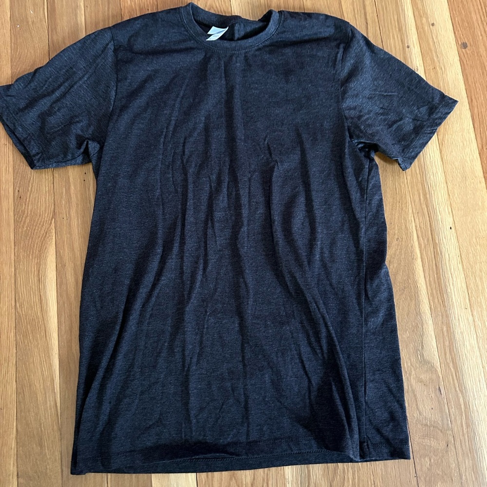Used Men’s Pennant Gray T-Shirt Size Small